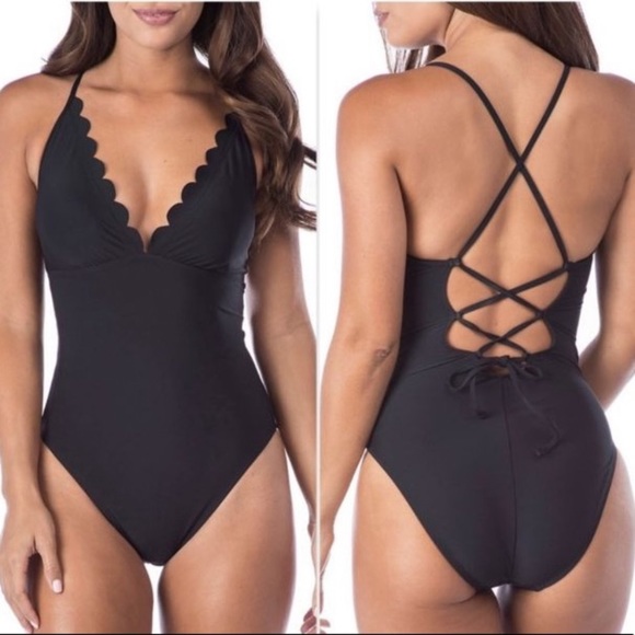 La Blanca Other - Petal Pusher swim suit New with tags